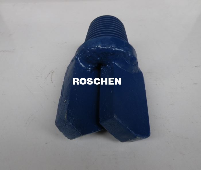 Chevron and Step type drag bits 